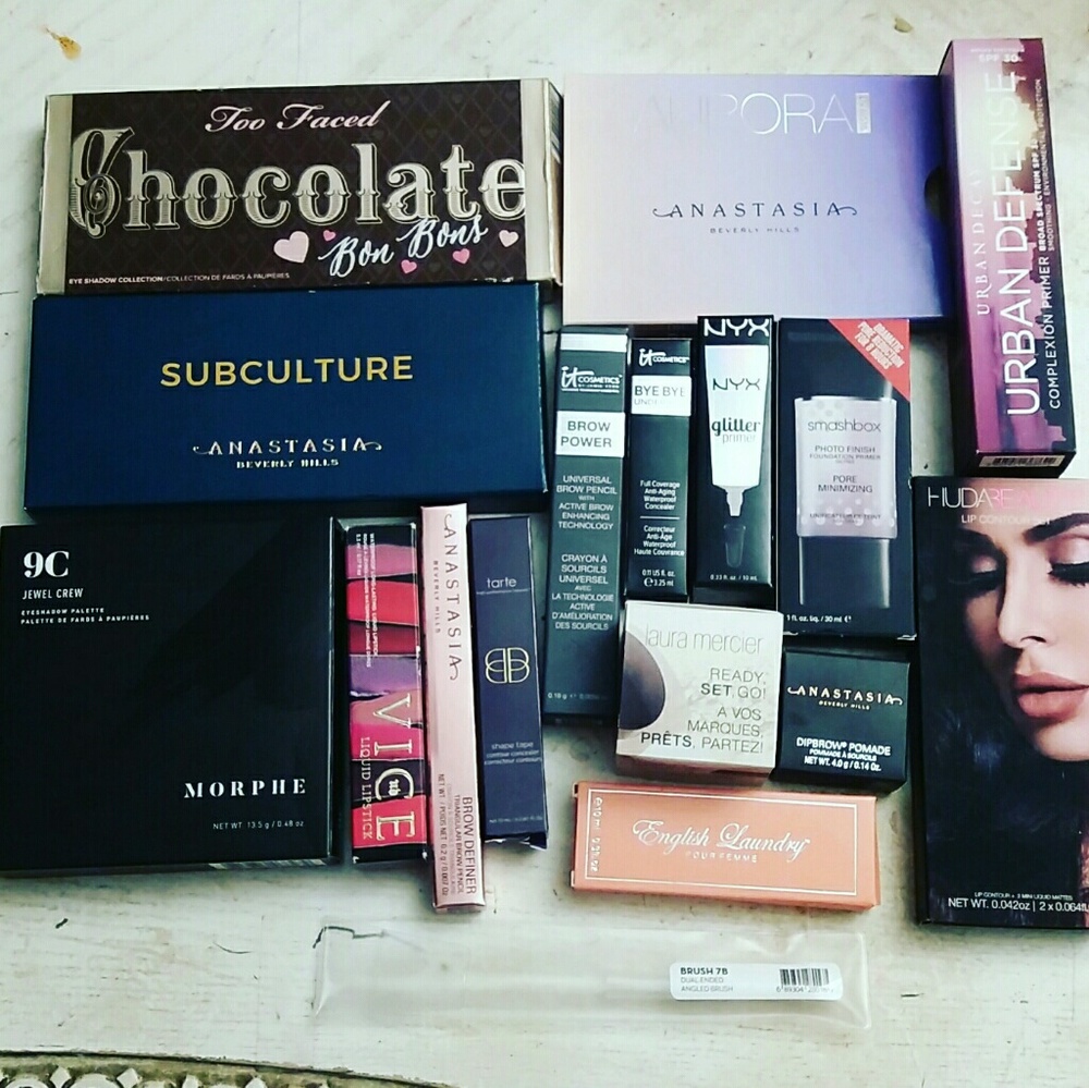 Empty Makeup Boxes